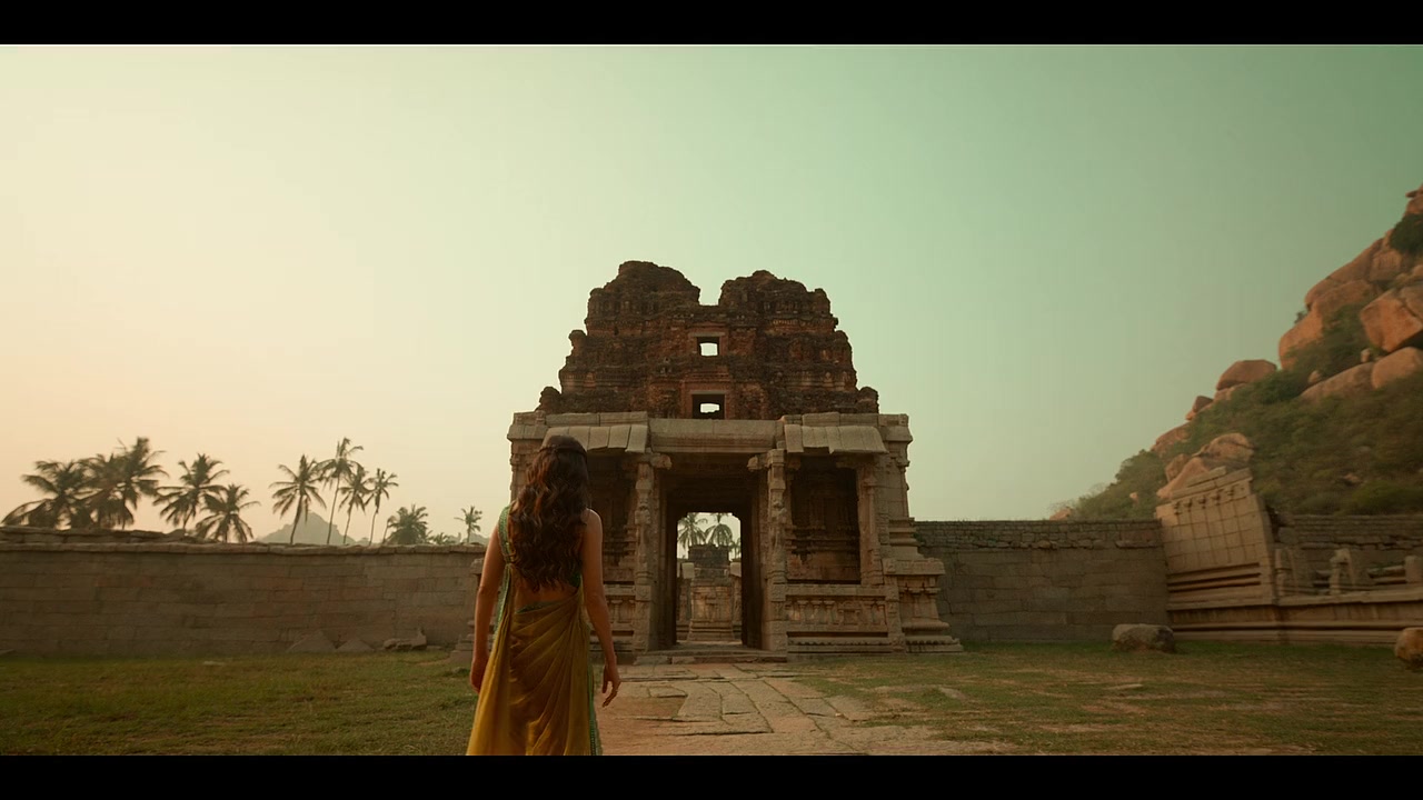 Moviesda.Mobi - Yakshini Season 01 (Epi 06 The Beginning).mp4